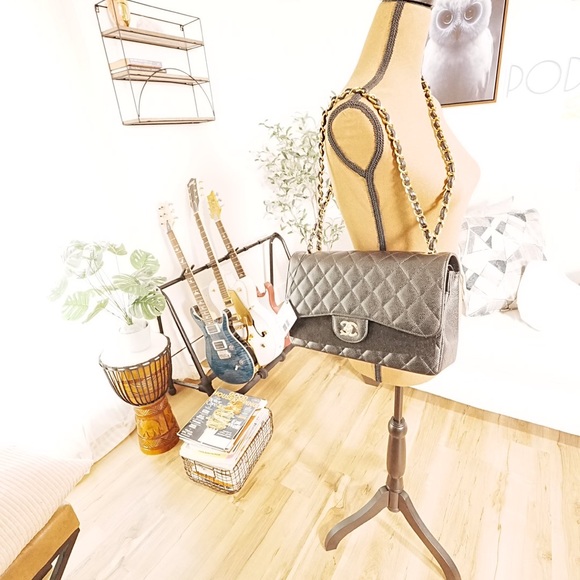 Chanel Classic Double Flap Bag in Caviar Leather - Picture 1 of 10